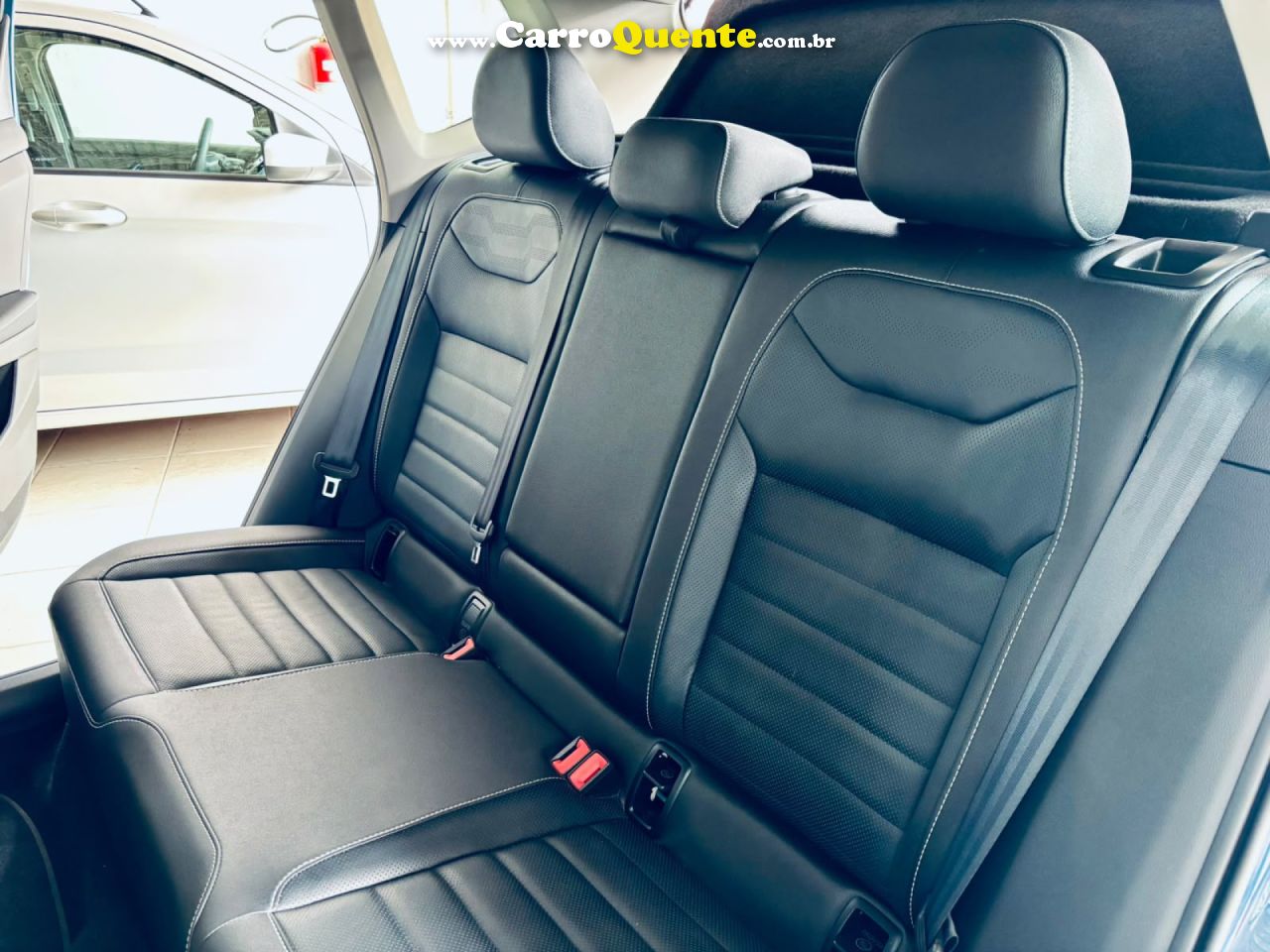 VOLKSWAGEN   TAOS HIGHLINE 1.4 250 TSI FLEX AUT.   AZUL 2026 1.4 FLEX - Loja