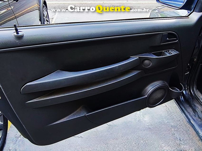 Volkswagen FOX 1.0 MI CITY 8V FLEX 2P MANUAL - Loja