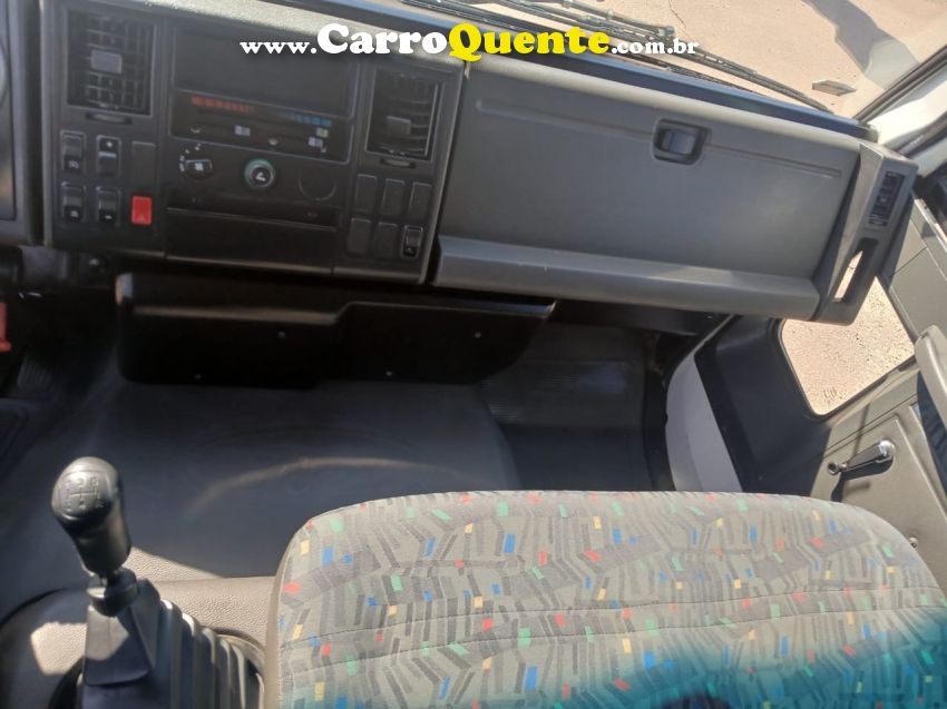 Ford Cargo 815 Ford 815 baú - Loja