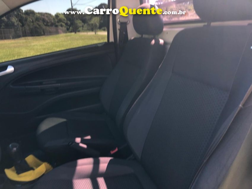Volkswagen SAVEIRO 1.6 MSI ROBUST CS 8V FLEX 2P MANUAL - Loja