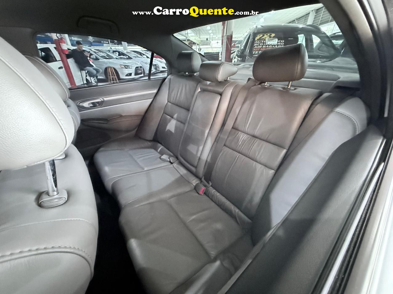 HONDA CIVIC 1.8 EXS 16V 2008 - Loja