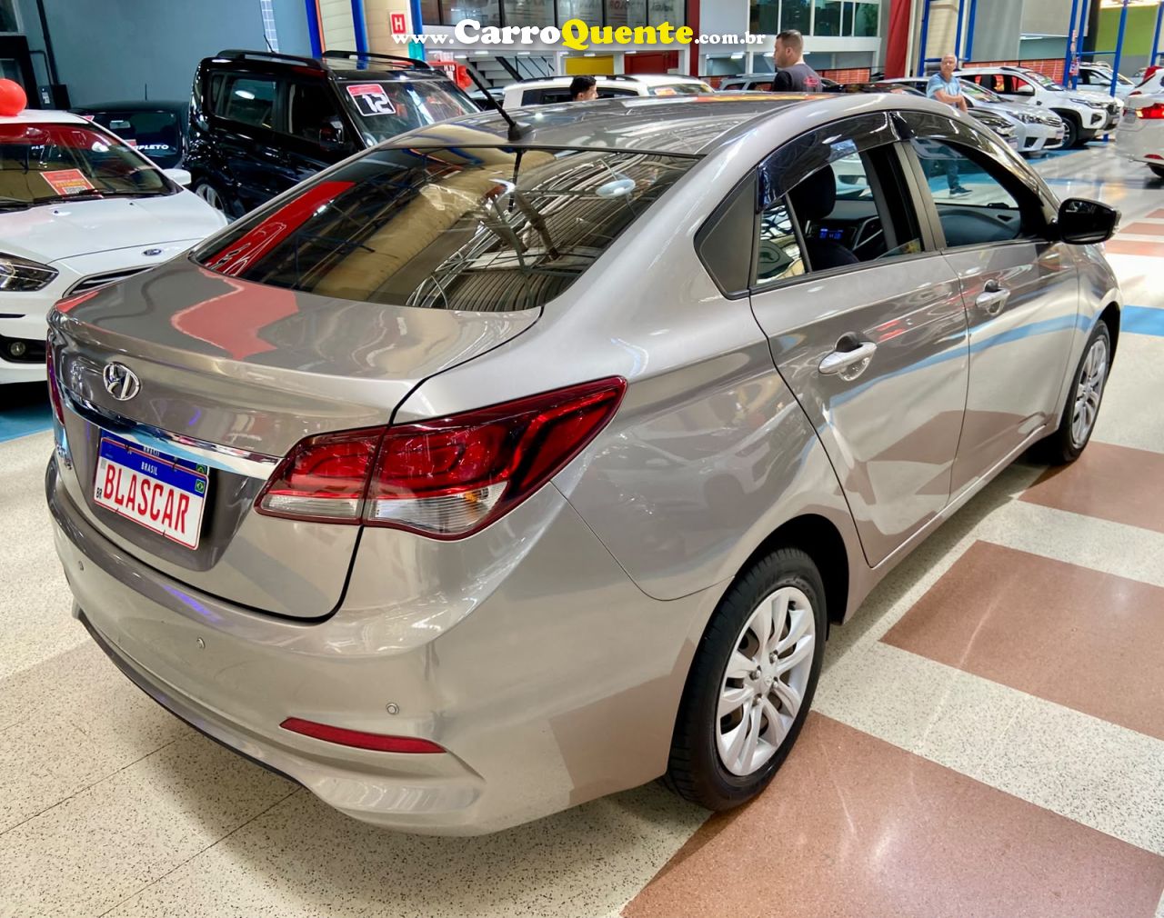 HYUNDAI HB20S 1.0 COMFORT PLUS 12V 2019 - Loja