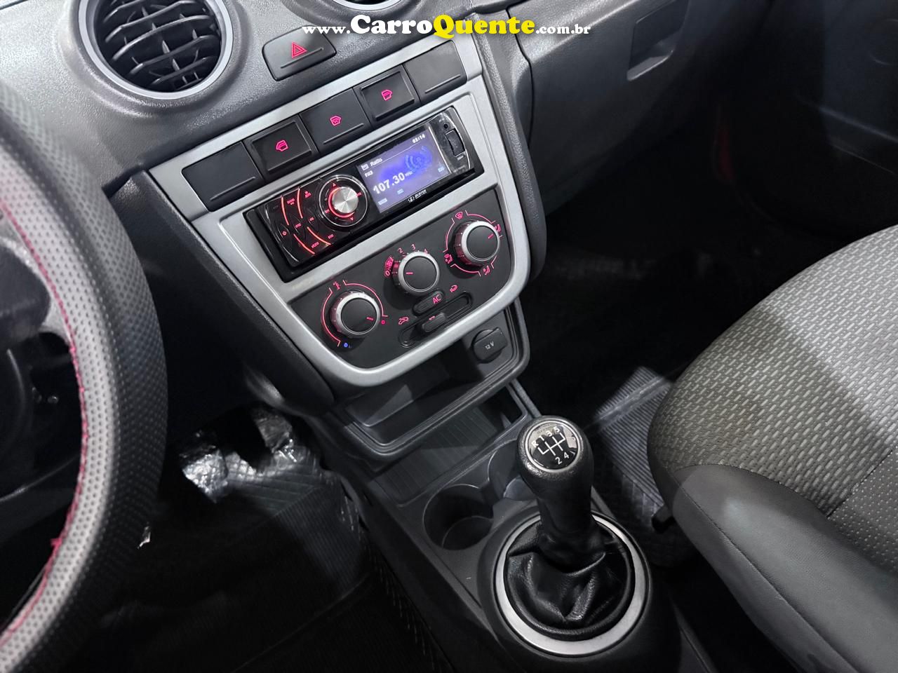 VOLKSWAGEN GOL 1.6 MI 8V G.V 2012 - Loja