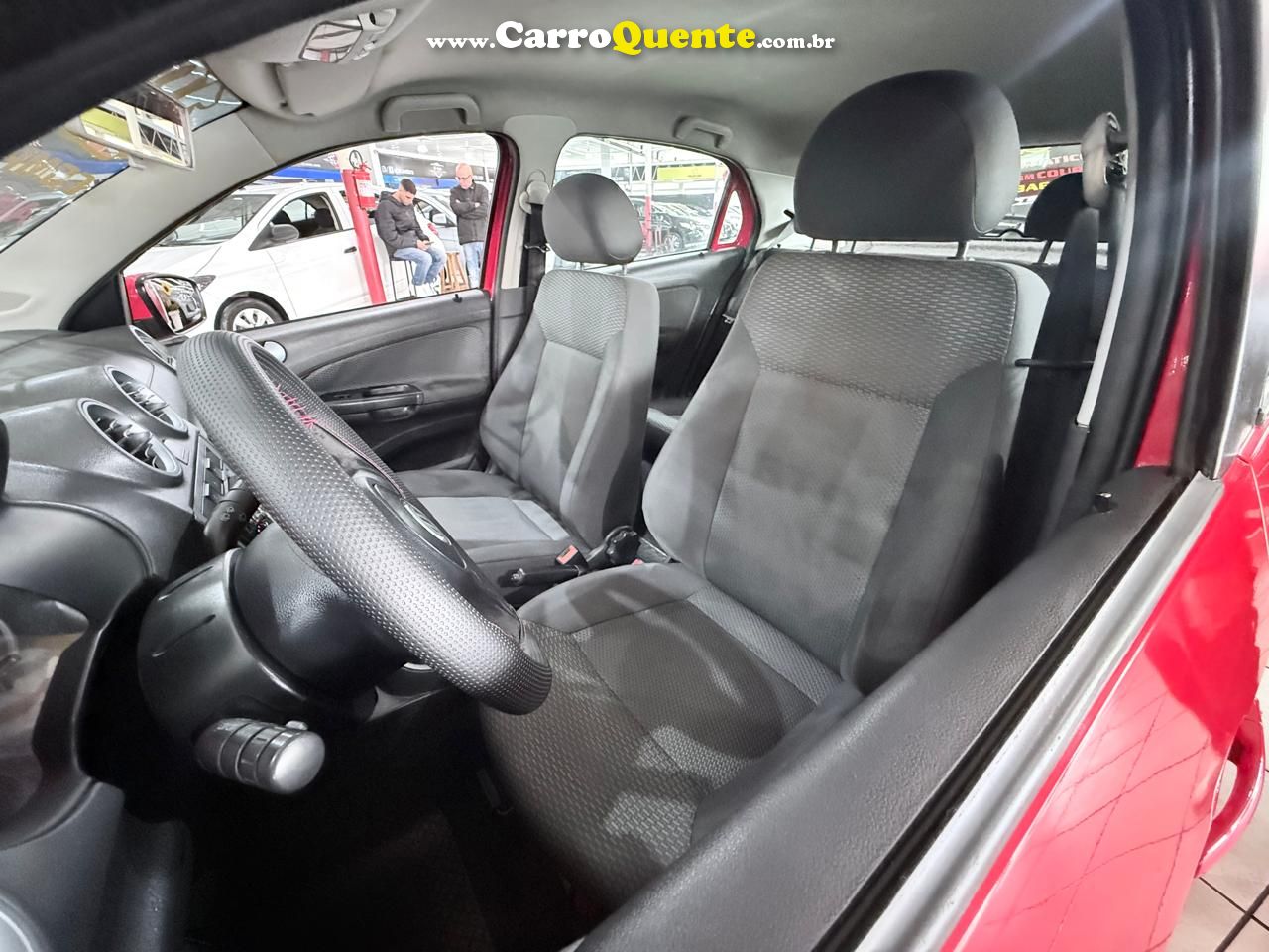 VOLKSWAGEN GOL 1.6 MI 8V G.V 2012 - Loja