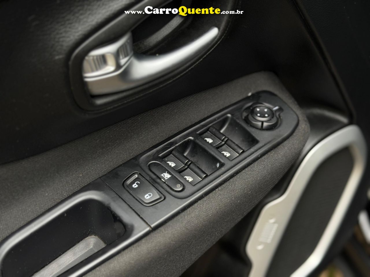JEEP RENEGADE 1.8 16V 2019 - Loja