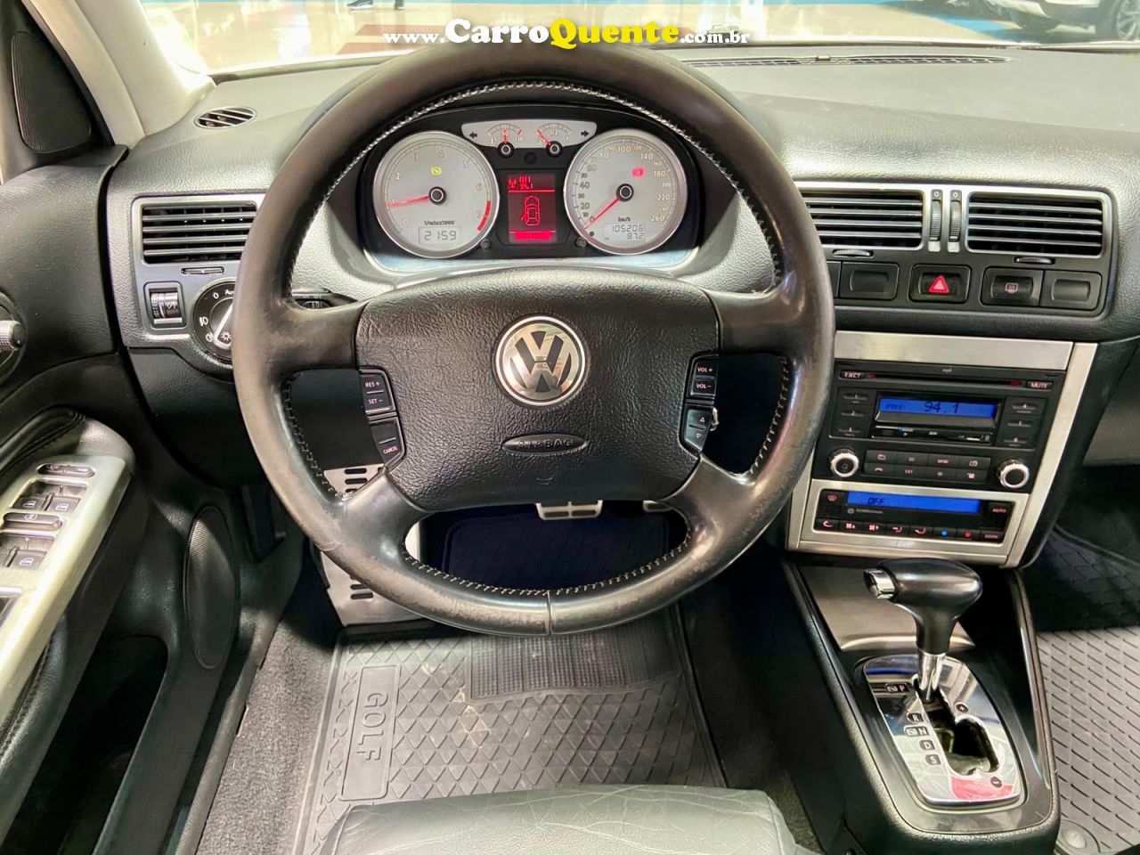 VOLKSWAGEN GOLF 2.0 MI SPORTLINE 8V 2013 - Loja