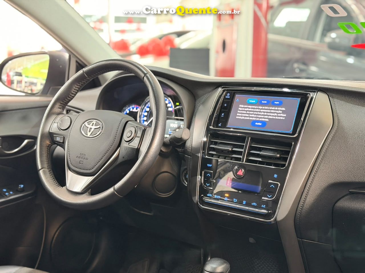 TOYOTA YARIS 1.5 16V SEDAN XS CONNECT MULTIDRIVE 2023 - Loja