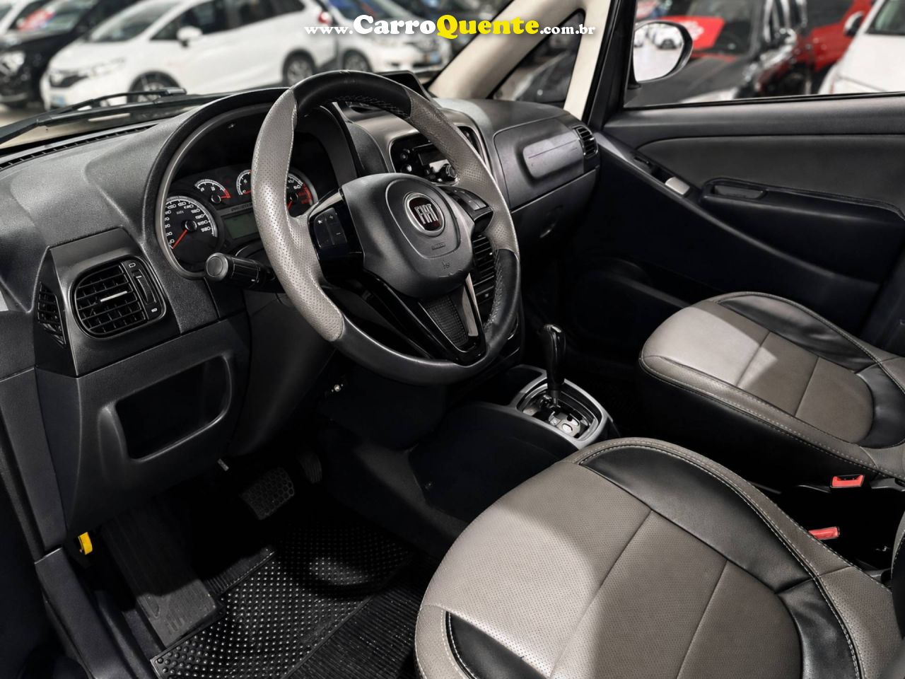 FIAT IDEA 1.8 MPI ADVENTURE 16V 2015 - Loja