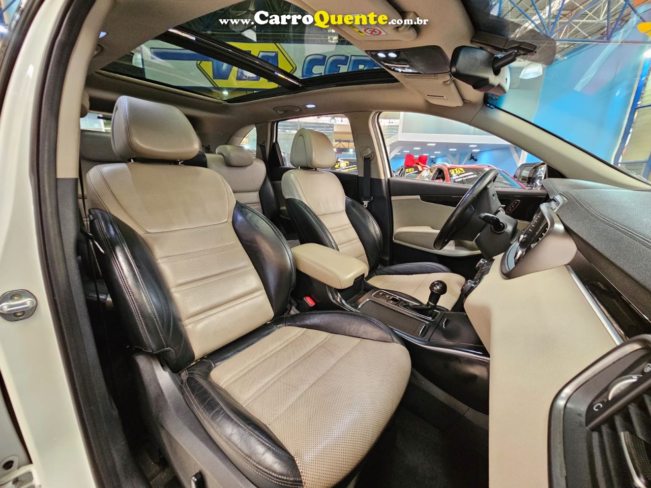 KIA SORENTO 3.3 EX V6 7 LUGARES * C/ Teto Solar * 2018 - Loja
