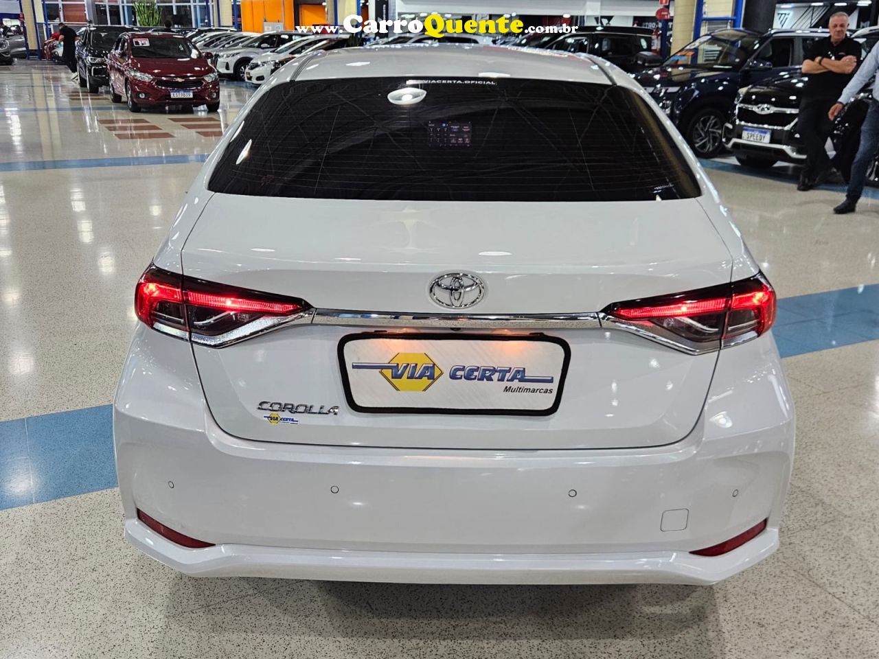 TOYOTA COROLLA 2.0 VVT GLI AUTOMÁTICO * C/ 13.400 KM Apenas * 2025 - Loja