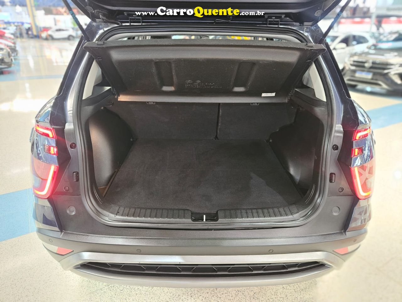 HYUNDAI CRETA 1.0 TURBO PLATINUM * C/ TETO SOLAR * 2023 - Loja