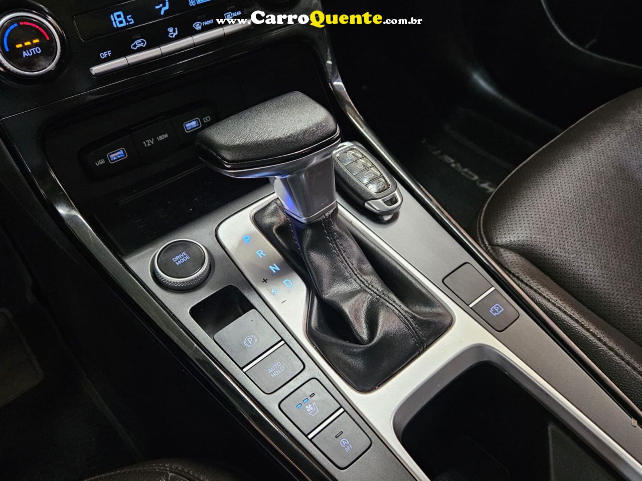 HYUNDAI CRETA 1.0 TURBO PLATINUM * C/ TETO SOLAR * 2023 - Loja