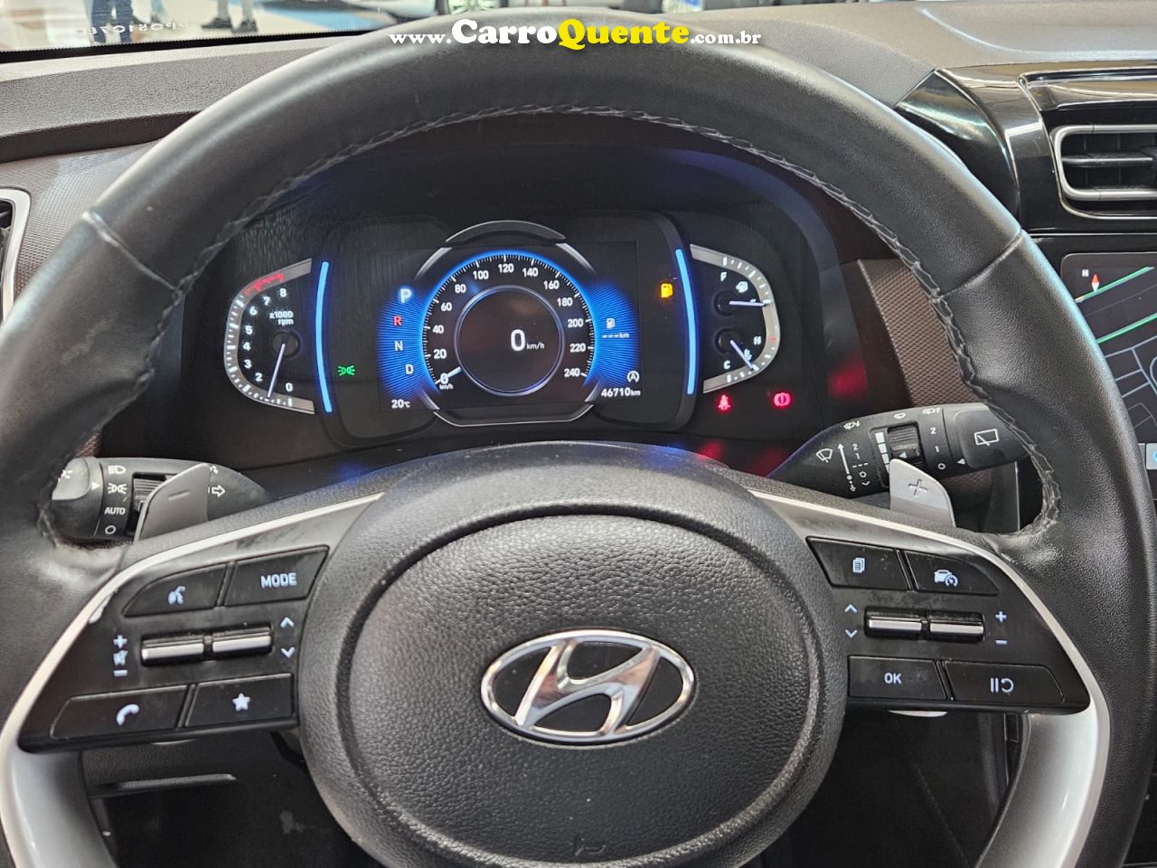 HYUNDAI CRETA 1.0 TURBO PLATINUM * C/ TETO SOLAR * 2023 - Loja