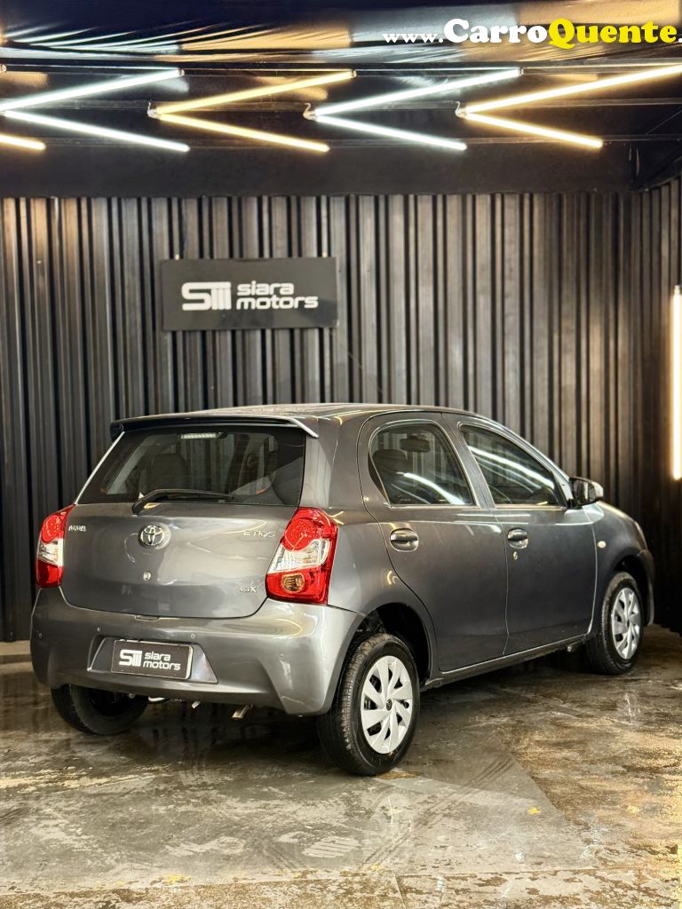 TOYOTA   ETIOS X 1.3 FLEX 16V 5P MEC.   CINZA 2015 1.3 FLEX - Loja