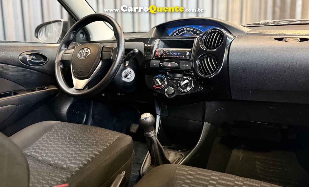 TOYOTA   ETIOS X 1.3 FLEX 16V 5P MEC.   CINZA 2015 1.3 FLEX - Loja