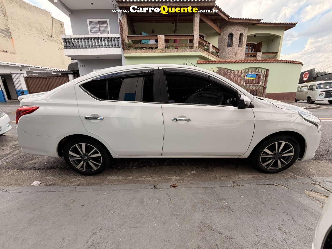 NISSAN   VERSA SL 1.6 16V FLEXSTART 4P AUT.   BRANCO 2020 1.6 GASOLINA - Loja