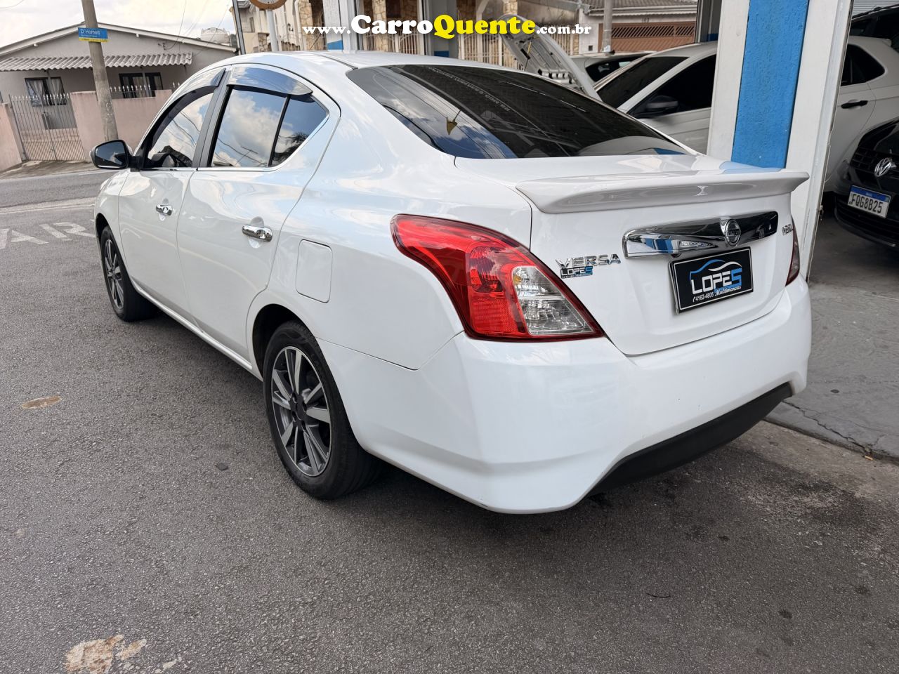 NISSAN   VERSA SL 1.6 16V FLEXSTART 4P AUT.   BRANCO 2020 1.6 GASOLINA - Loja