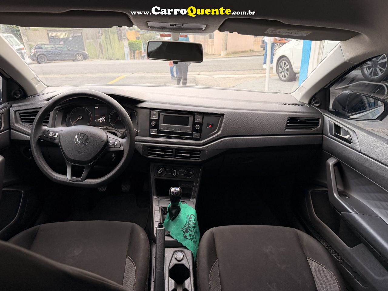 VOLKSWAGEN   POLO TRACK 1.0 FLEX 12V 5P   BRANCO 2023 1.0 FLEX - Loja