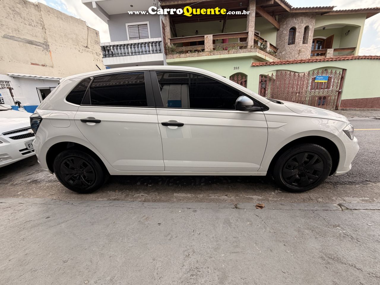 VOLKSWAGEN   POLO TRACK 1.0 FLEX 12V 5P   BRANCO 2023 1.0 FLEX - Loja