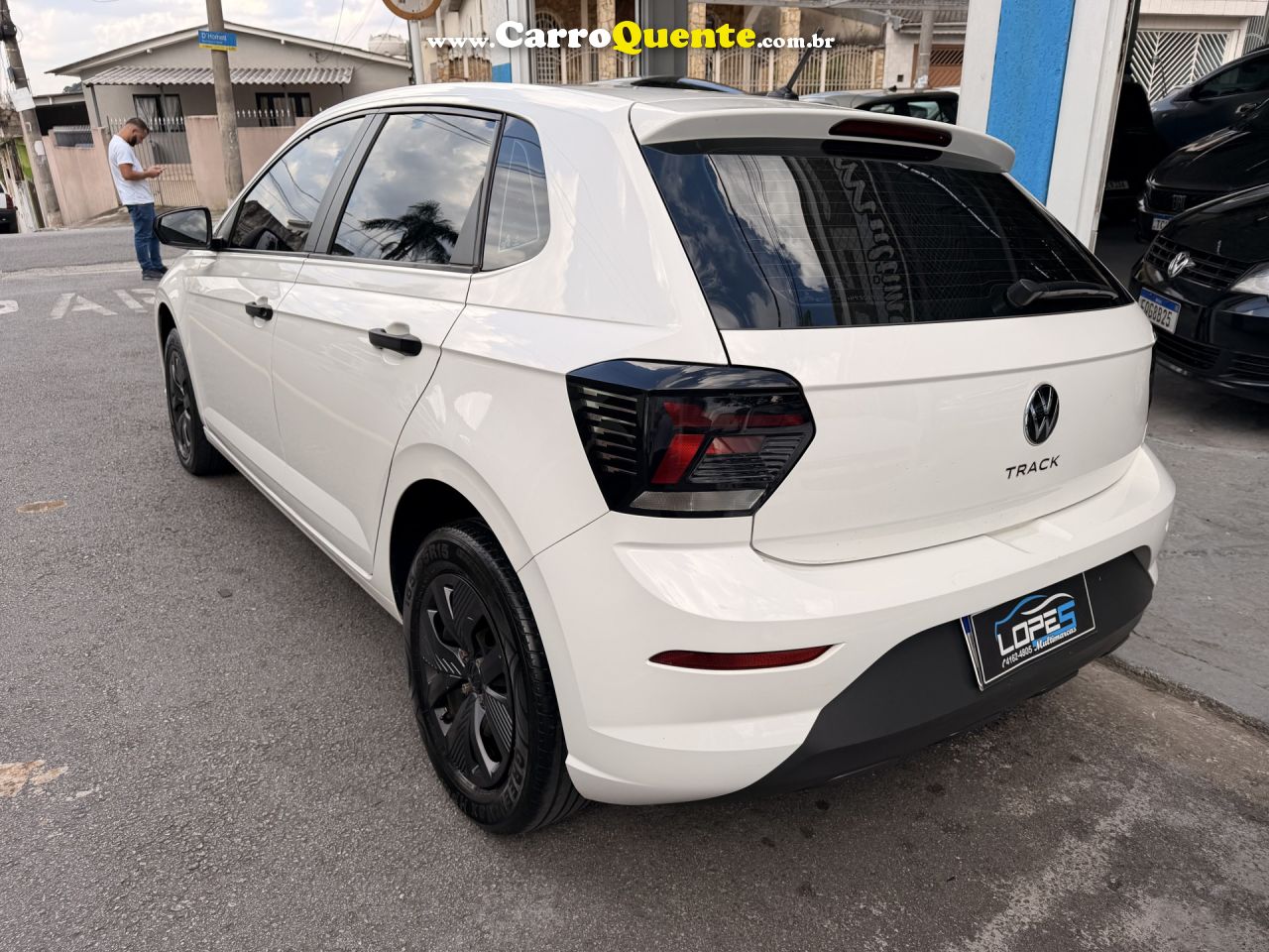 VOLKSWAGEN   POLO TRACK 1.0 FLEX 12V 5P   BRANCO 2023 1.0 FLEX - Loja