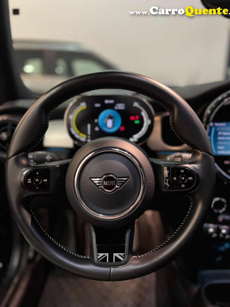 MINI   I MINI COOPER S ELECTRIC    PRETO 2022 **** ELÉTRICO - Loja