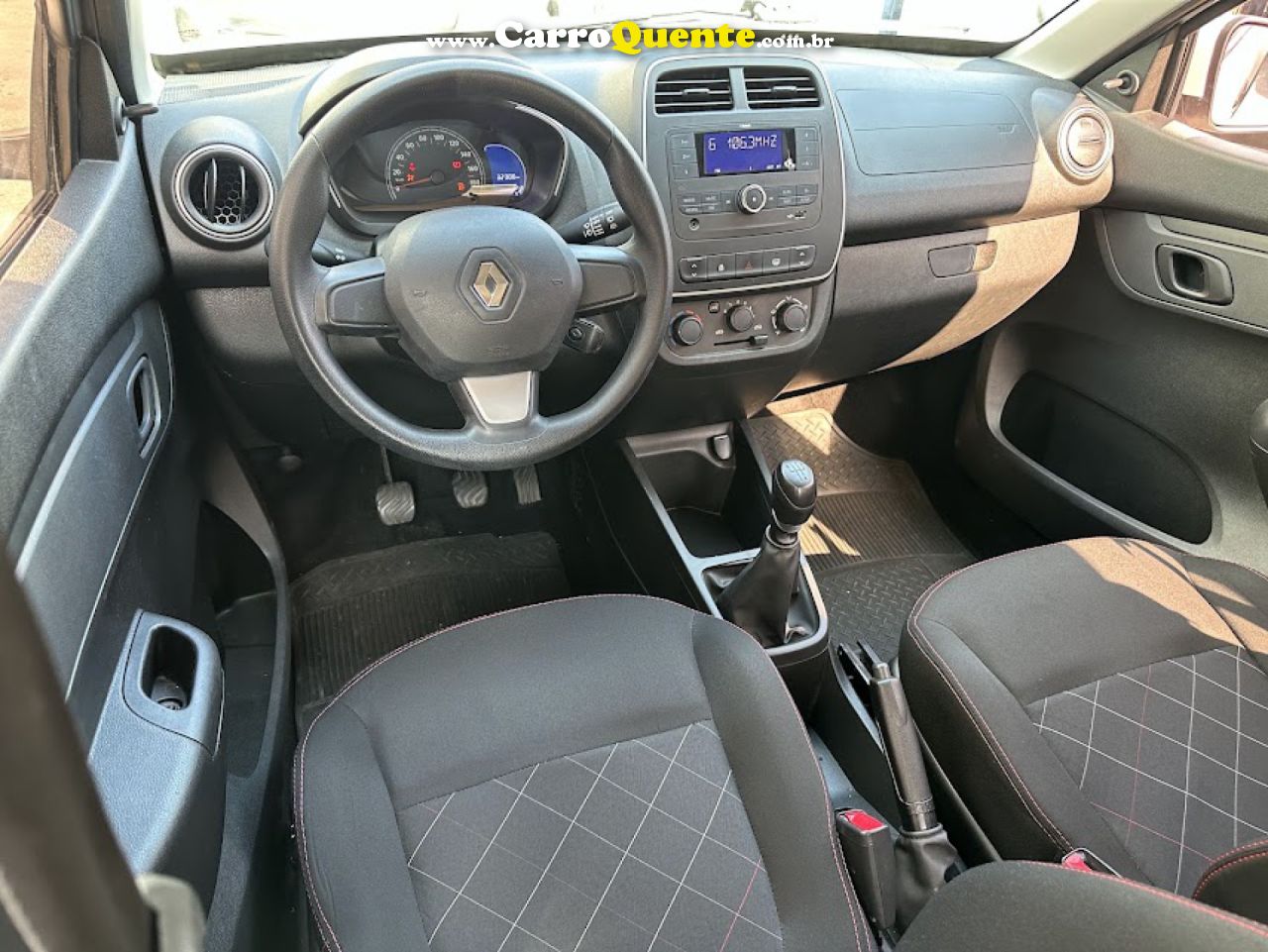 RENAULT   KWID ZEN 1.0 FLEX 12V 5P MEC.   BRANCO 2018 1.0 12V FLEX - Loja