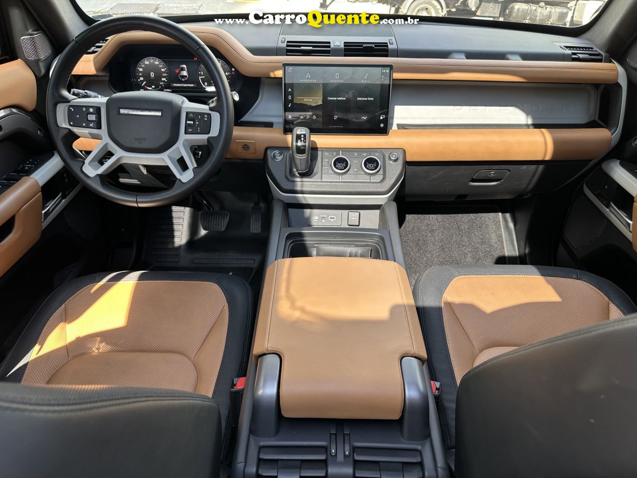 LAND ROVER   LAND ROVER DEFENDER 3.0 D300 TURBO DIESEL MHEV 110 X-DYNAMIC HSE AWD AUTOMÁTICO   CINZA 2024 3.0 TD DIESEL - Loja