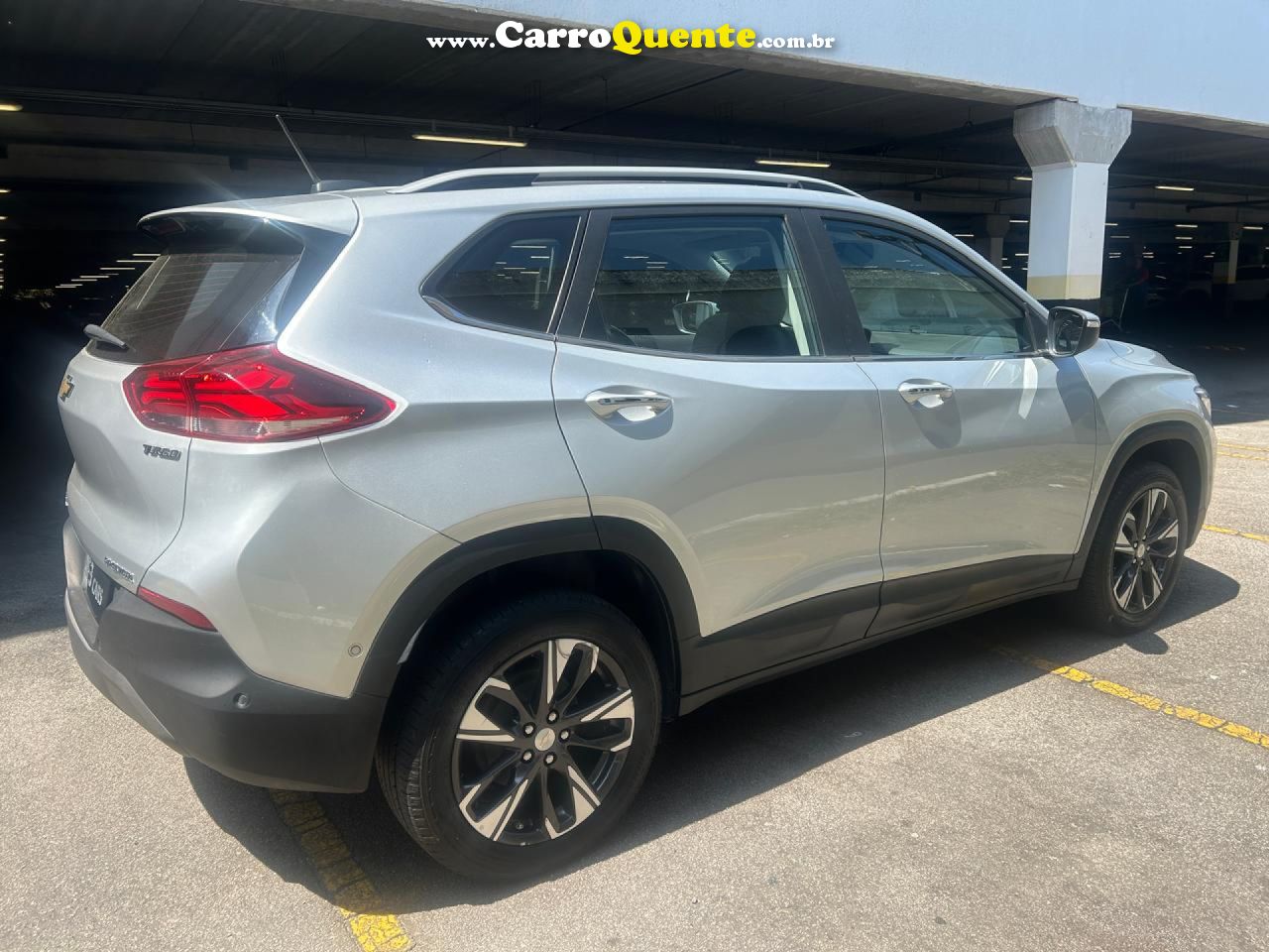 CHEVROLET   TRACKER 1.0 TURBO 12V FLEX AUT.    PRATA 2023 1.0 FLEX - Loja