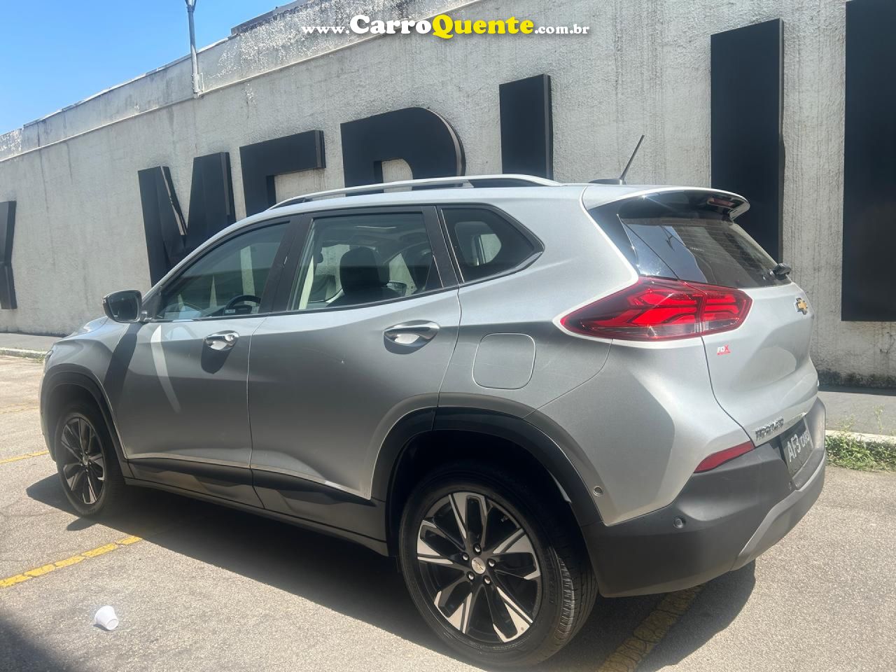 CHEVROLET   TRACKER 1.0 TURBO 12V FLEX AUT.    PRATA 2023 1.0 FLEX - Loja