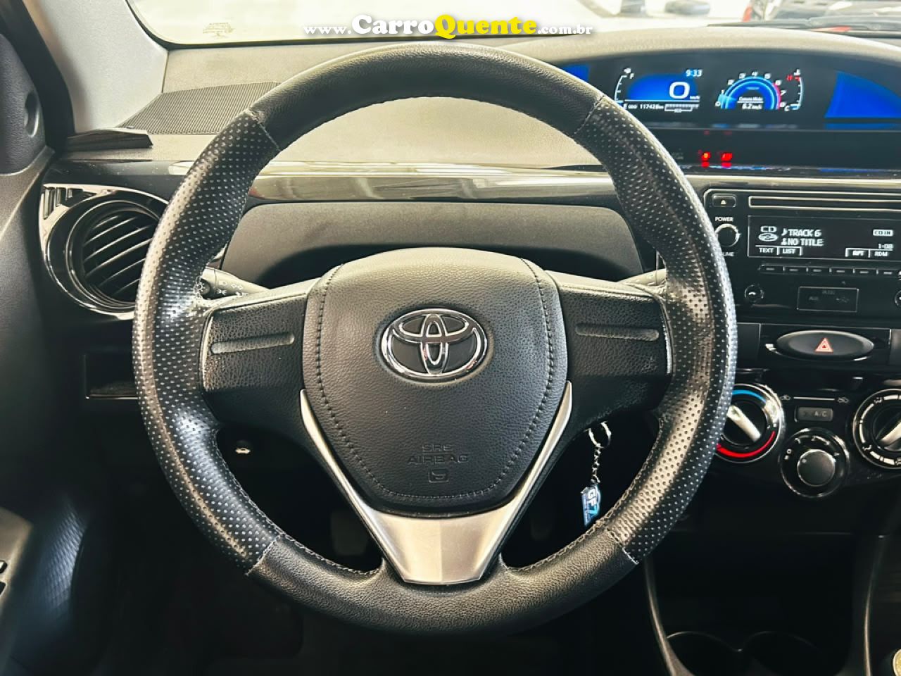 TOYOTA   ETIOS X 1.3 FLEX 16V 5P MEC.   PRATA 2018 1.3 FLEX - Loja