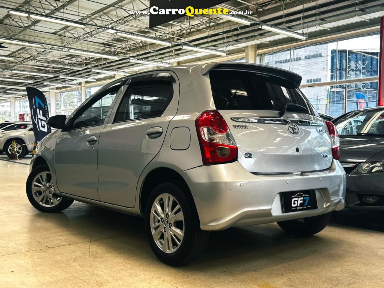 TOYOTA   ETIOS X 1.3 FLEX 16V 5P MEC.   PRATA 2018 1.3 FLEX - Loja