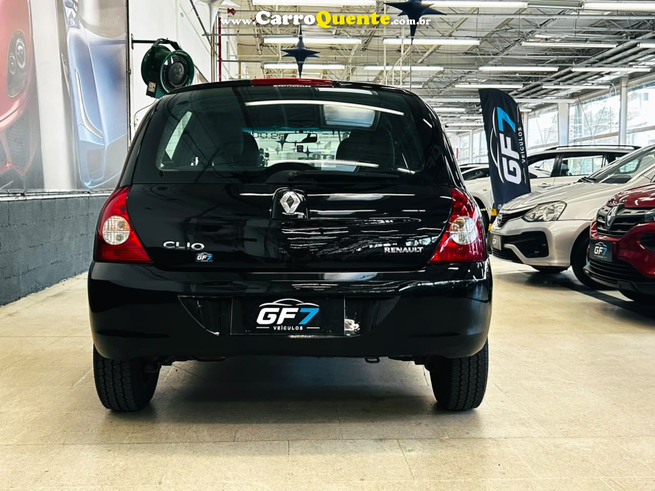 RENAULT   CLIO HI-FLEX 1.0 16V 5P   PRETO 2011 1.0 GASOLINA - Loja