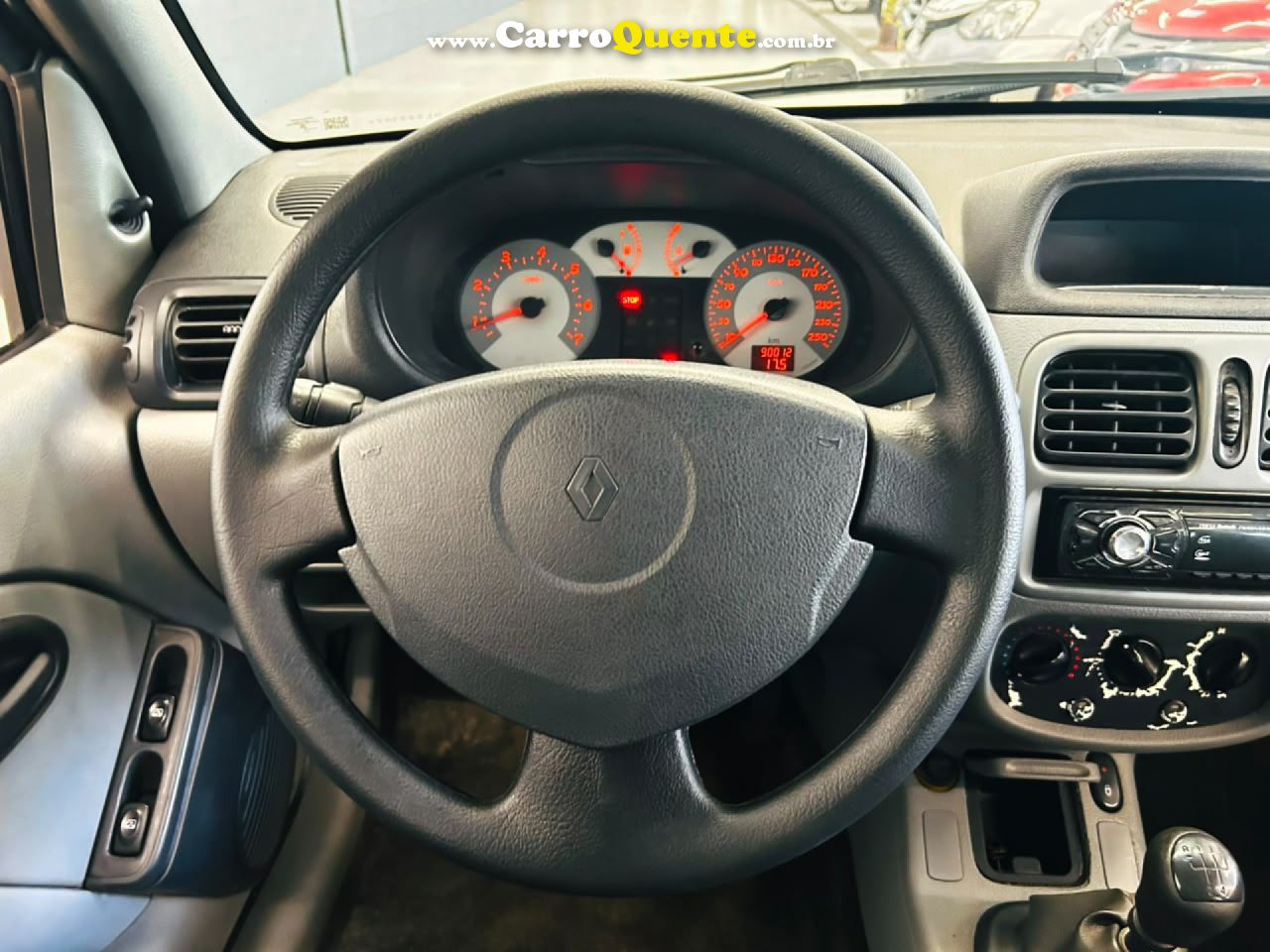 RENAULT   CLIO HI-FLEX 1.0 16V 5P   PRETO 2011 1.0 GASOLINA - Loja