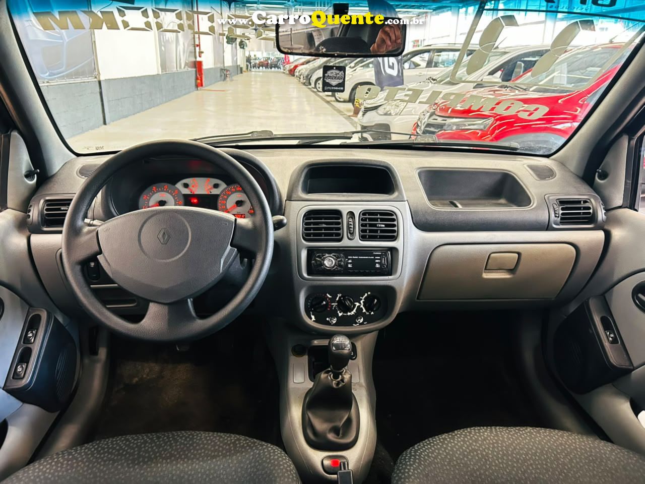 RENAULT   CLIO HI-FLEX 1.0 16V 5P   PRETO 2011 1.0 GASOLINA - Loja