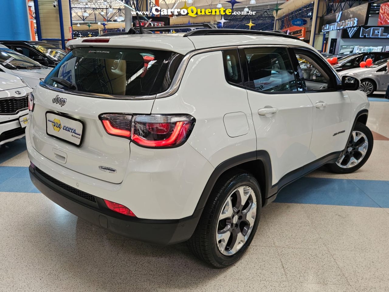 JEEP COMPASS 2.0 FLEX LONGITUDE * C/ 58.900 KM APENAS * 2020 - Loja