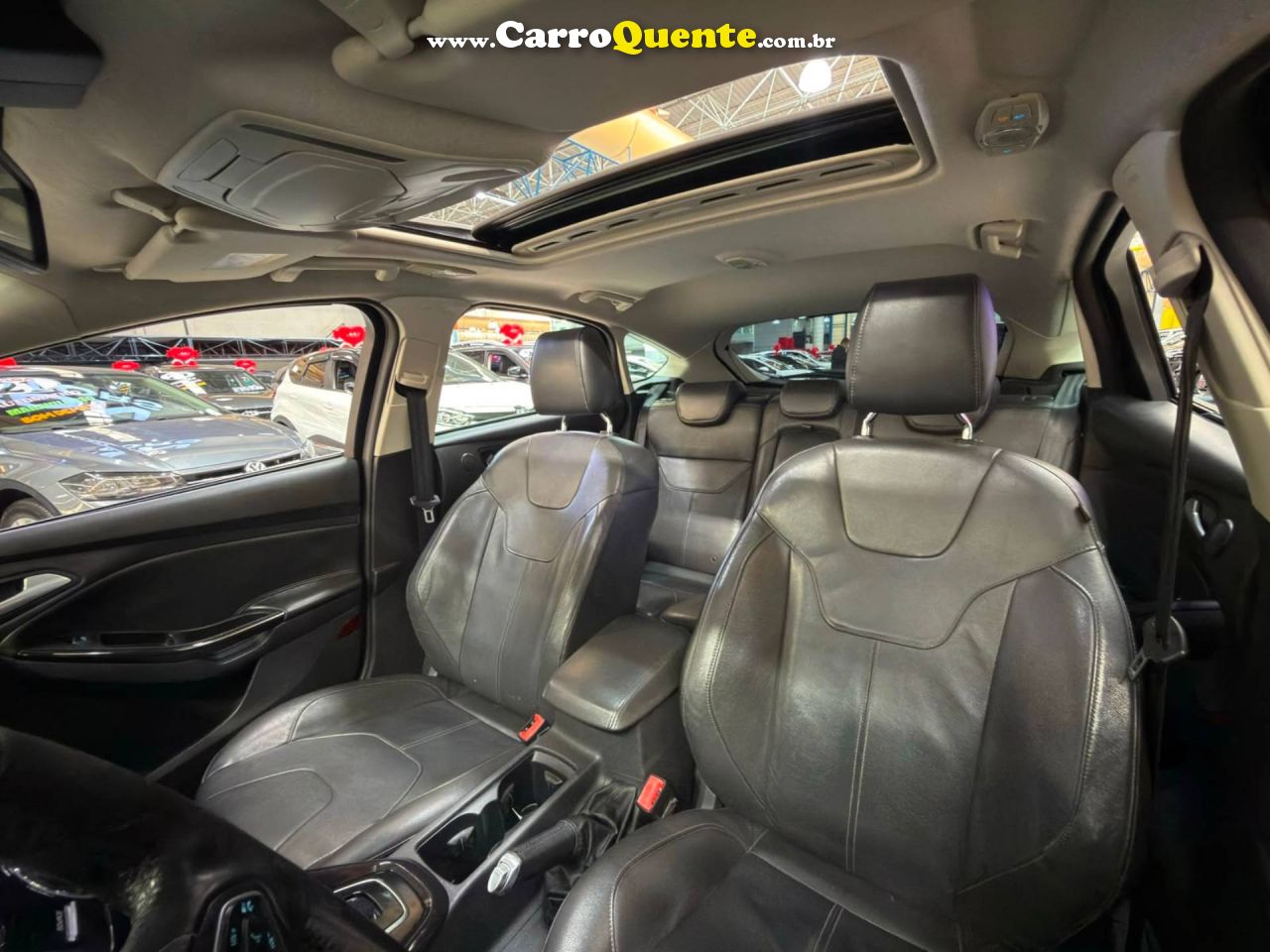 FORD FOCUS 2.0 TITANIUM PLUS 16V 2016 - Loja