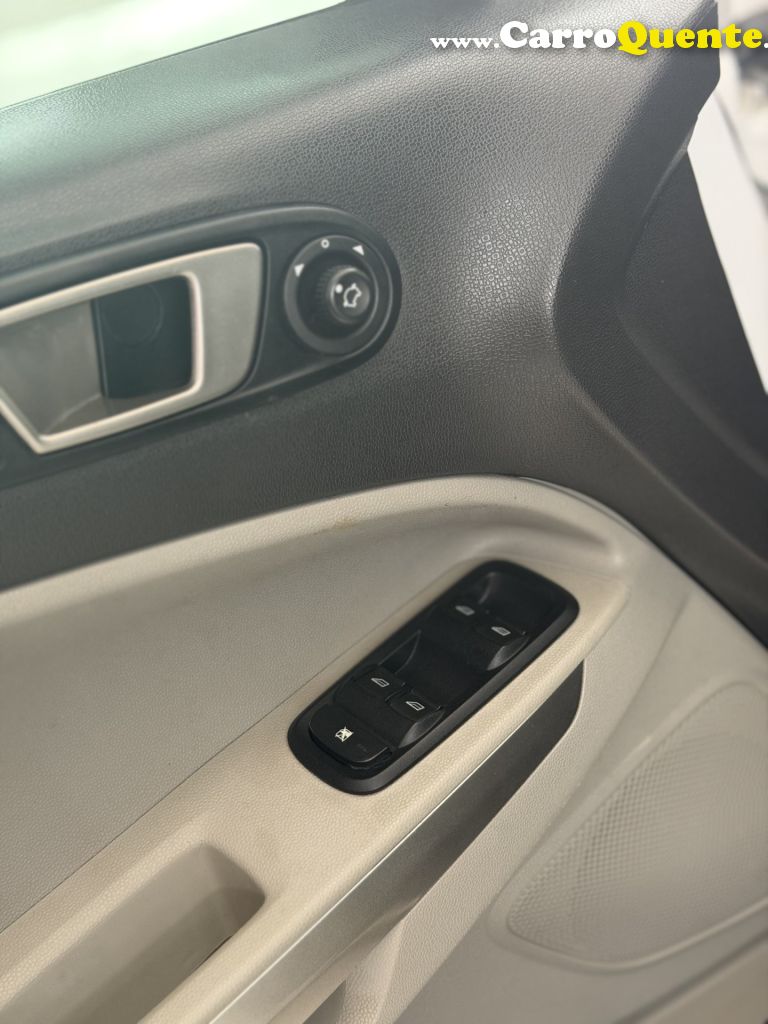FORD   ECOSPORT TITANIUM 2.0 16V FLEX 5P AUT.   BRANCO 2014 2.0 FLEX - Loja