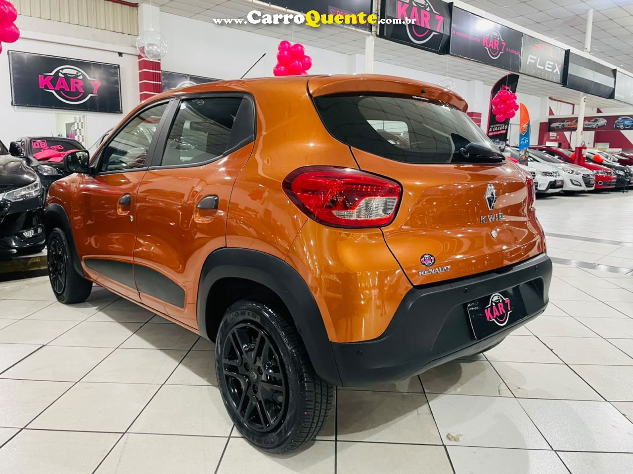 RENAULT   KWID ZEN 1.0 FLEX 12V 5P MEC.   LARANJA 2020 1.0 FLEX - Loja