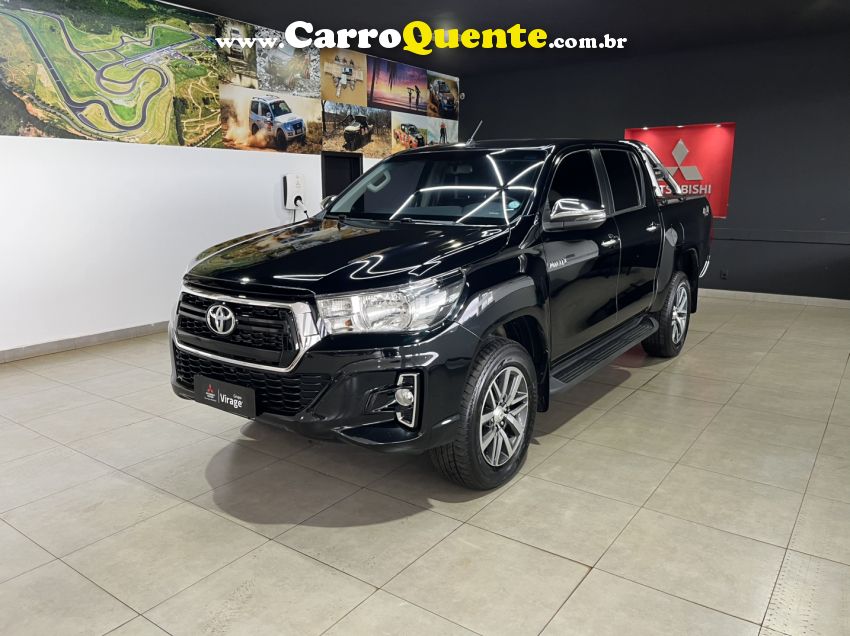Toyota HILUX 2.8 SRV 4X4 CD 16V DIESEL 4P AUTOMÁTICO - Loja