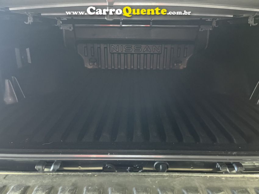Nissan FRONTIER 2.3 16V TURBO DIESEL XE CD 4X4 AUTOMÁTICO - Loja