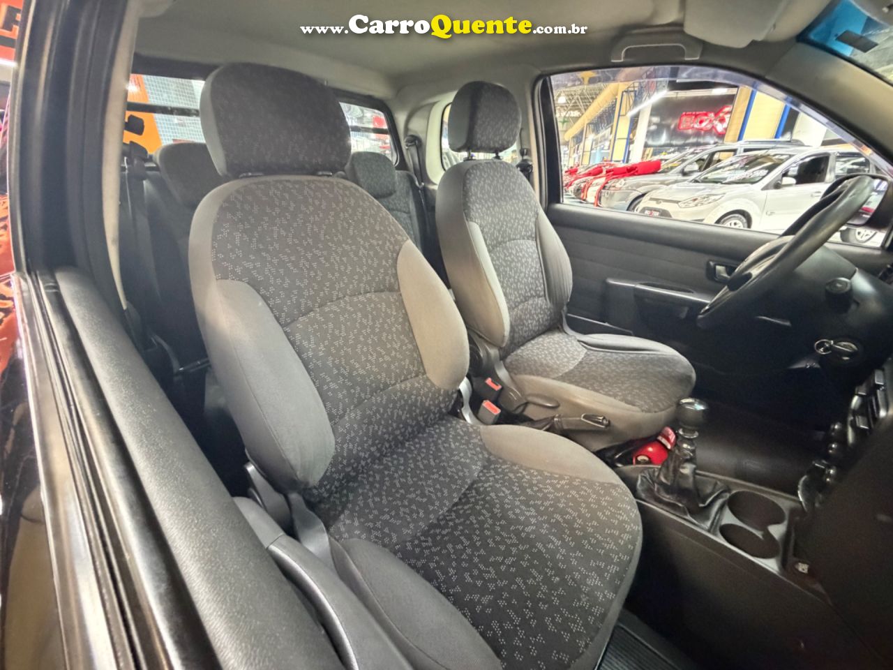 FIAT STRADA 1.6 MPI TREKKING CD 16V 2015 - Loja