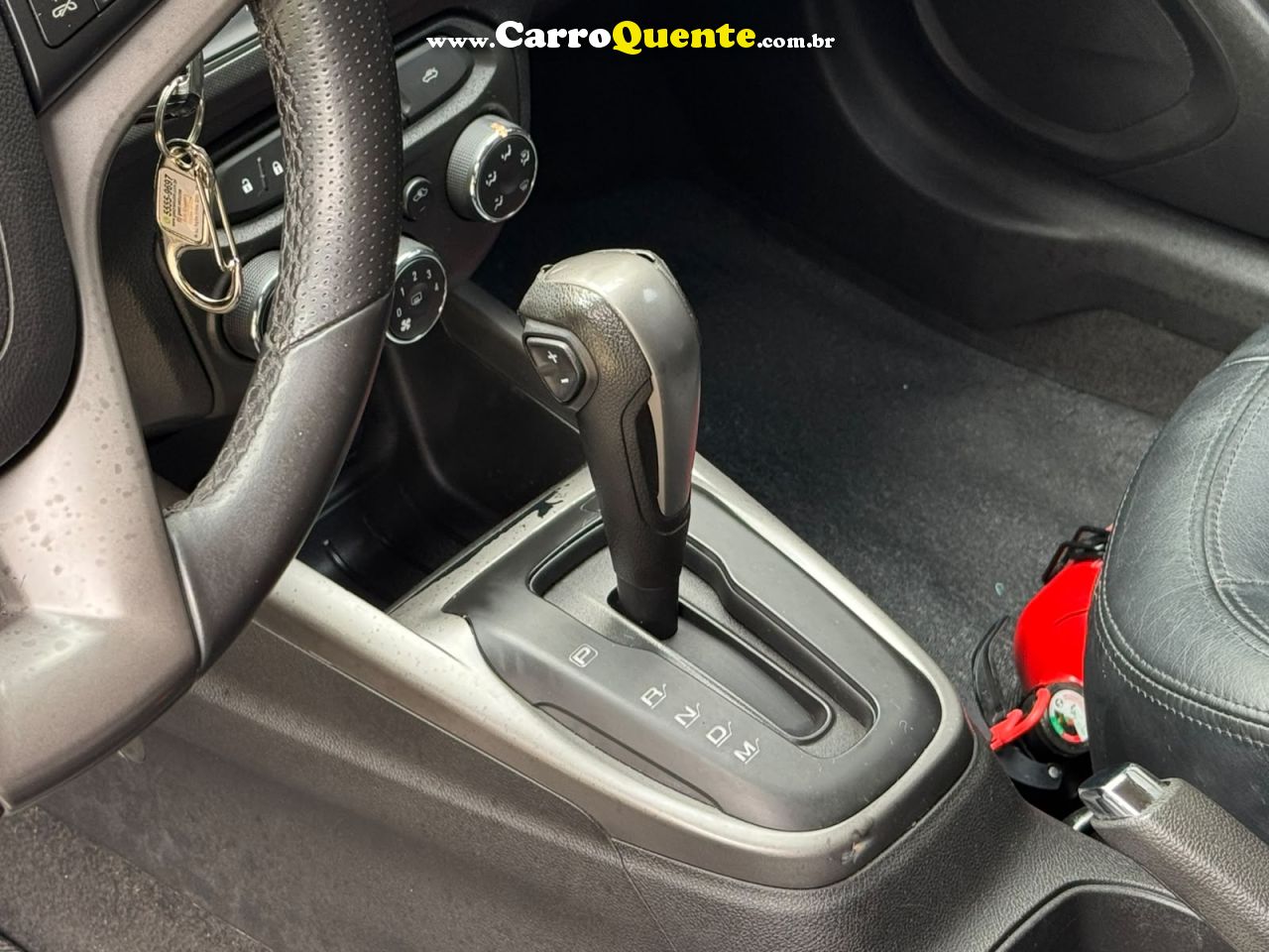 CHEVROLET ONIX 1.4 MPFI LTZ 8V 2015 - Loja