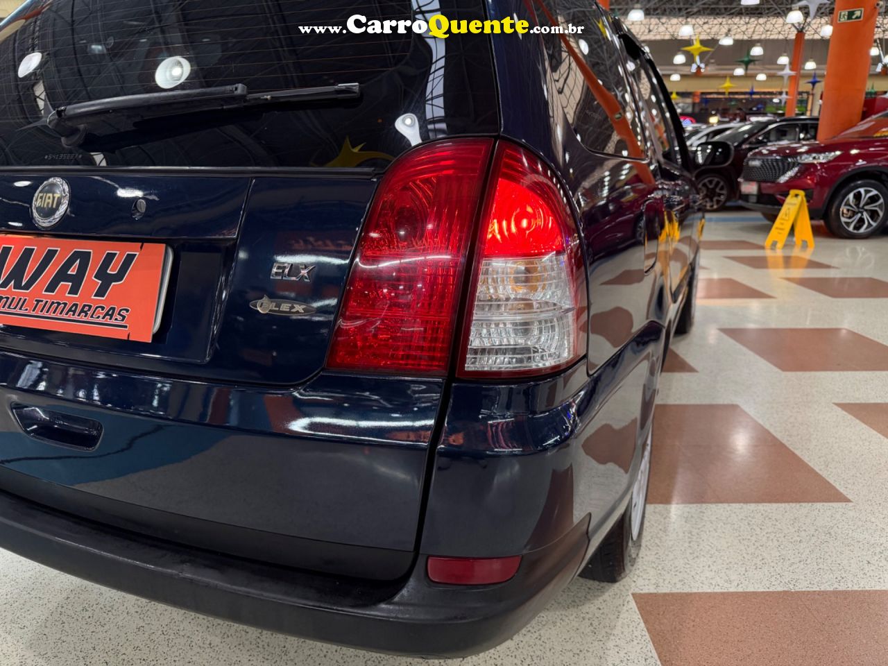 FIAT PALIO 1.3 MPI FIRE ELX WEEKEND 8V 2005 - Loja