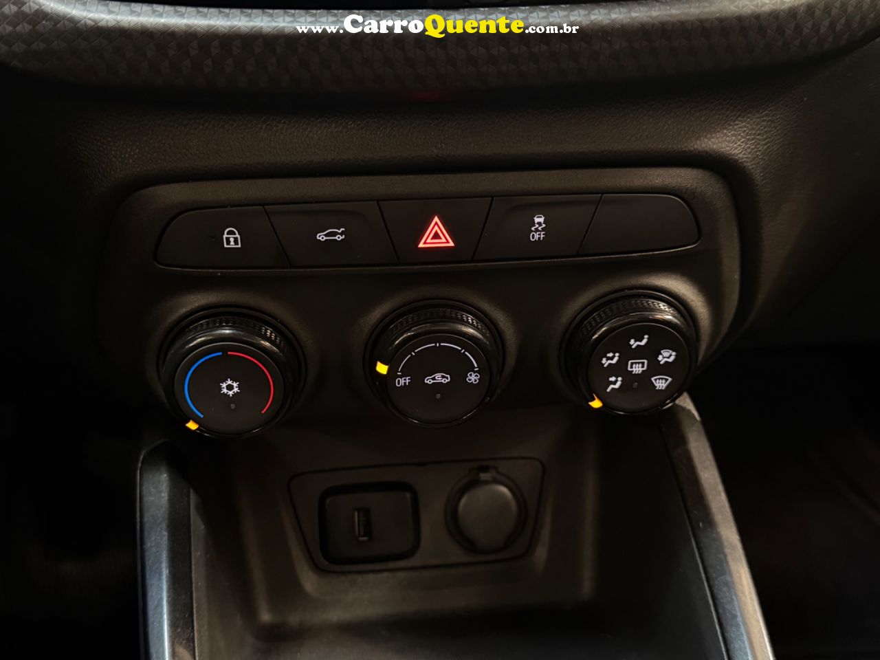 CHEVROLET ONIX 1.0 2025 - Loja