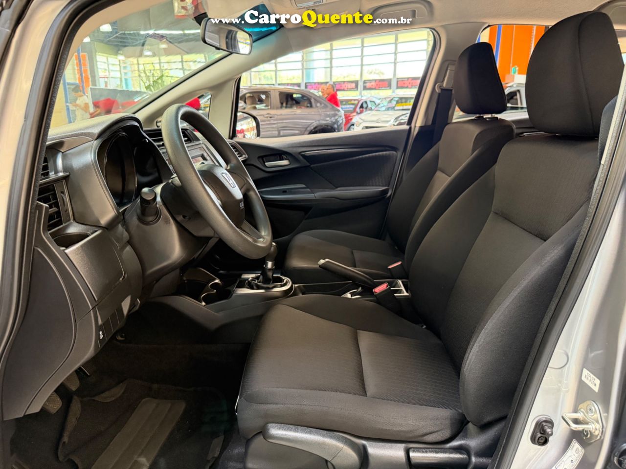 HONDA FIT 1.5 DX 16V 2018 - Loja