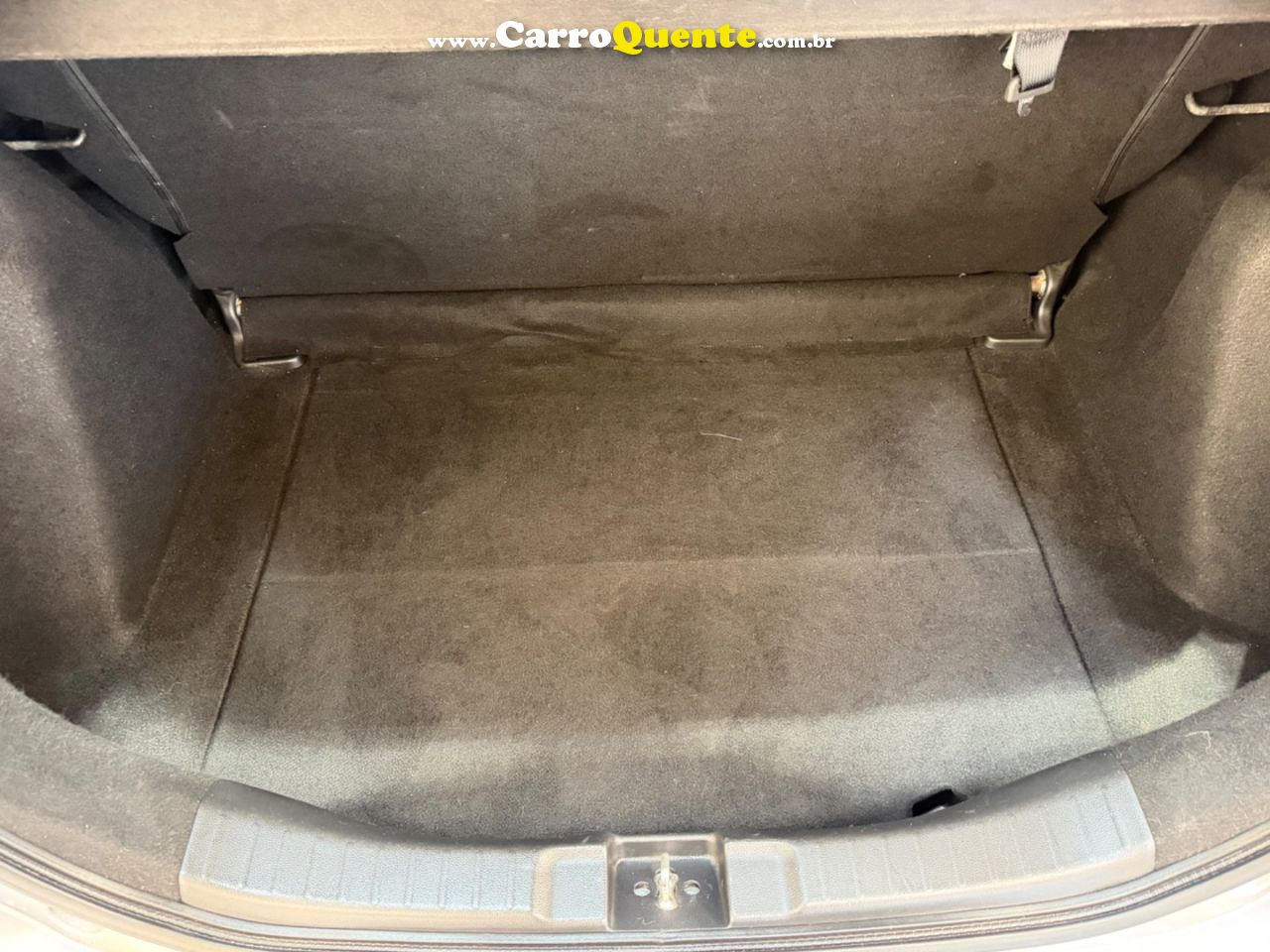 HONDA FIT 1.5 DX 16V 2018 - Loja