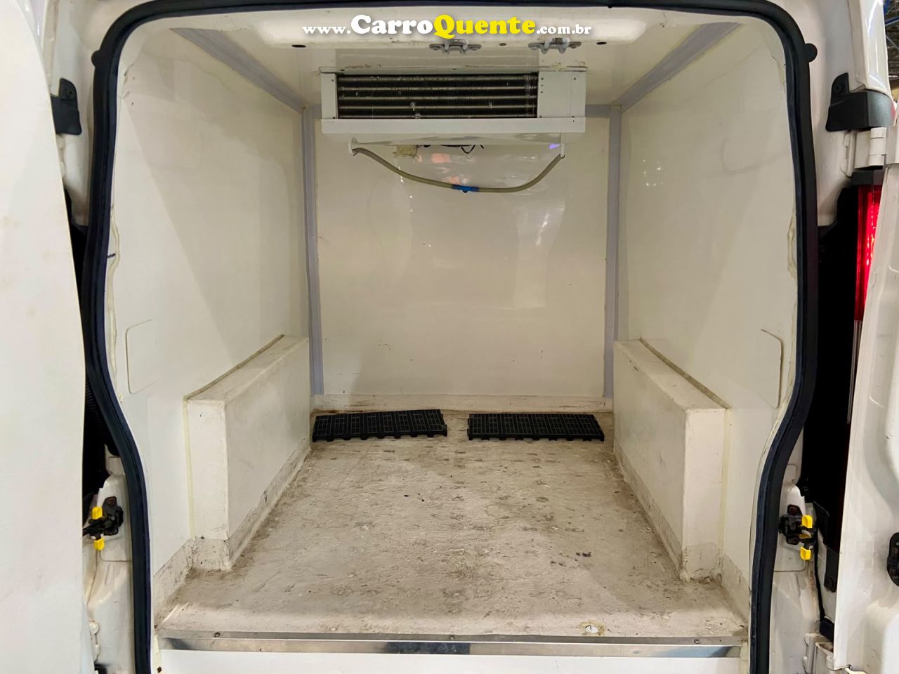 FIAT FIORINO 1.4 MPI FURGAO HARD WORKING 8V 2021 - Loja