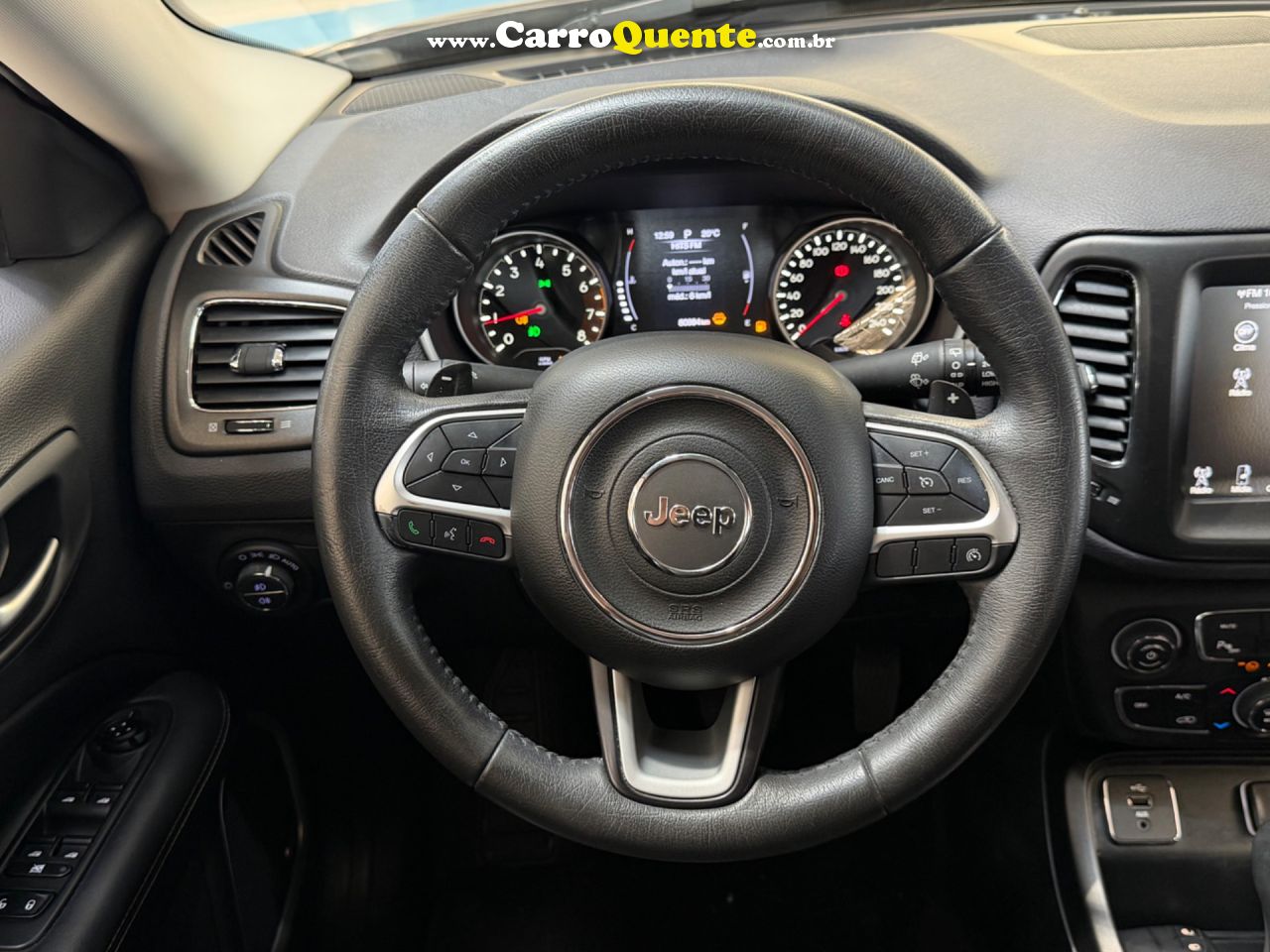 JEEP COMPASS 2.0 16V LONGITUDE 2017 - Loja