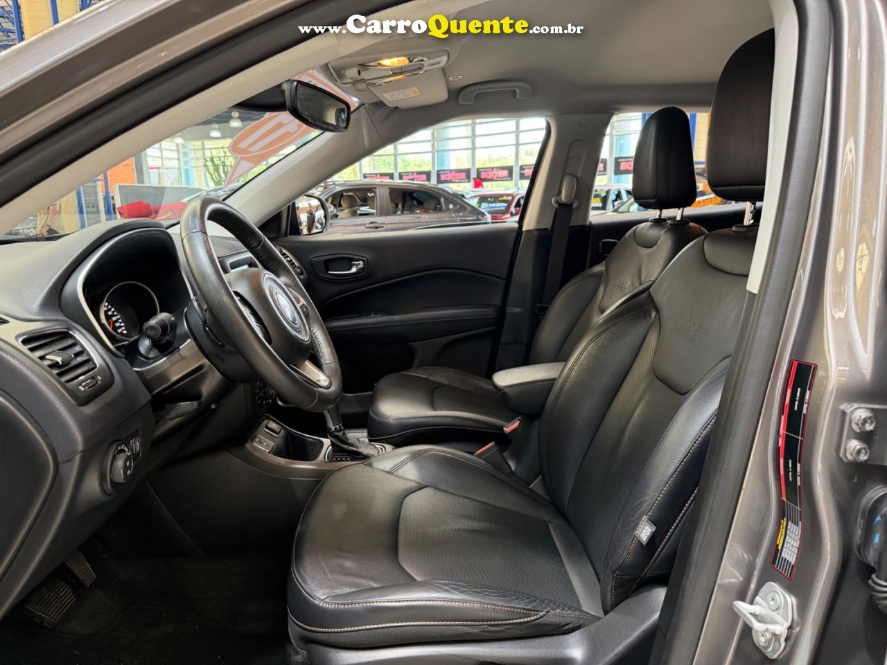 JEEP COMPASS 2.0 16V LONGITUDE 2017 - Loja