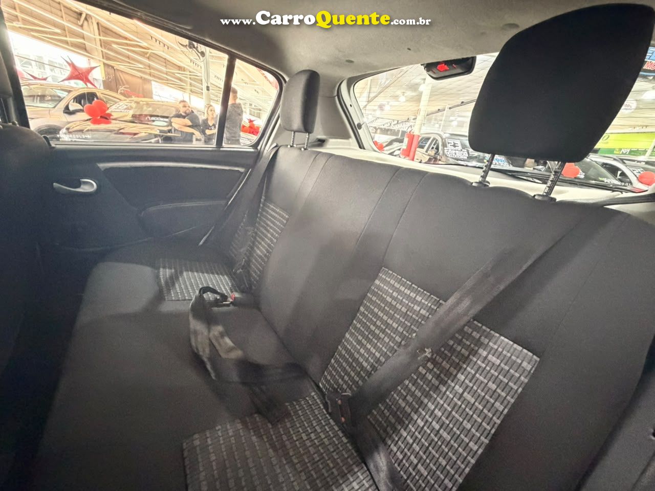 RENAULT SANDERO 1.0 EXPRESSION 16V 2011 - Loja